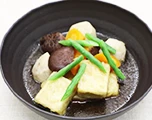 高野豆腐と季節野菜の煮物はこちら
