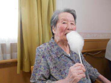 夏気分を皆様に味わって頂きました ツクイ平塚徳延グループホーム グループホーム 介護のことならツクイ 夏気分を皆様に味わって頂きました ツクイ平塚徳延グループホーム グループホーム 介護のことならツクイ