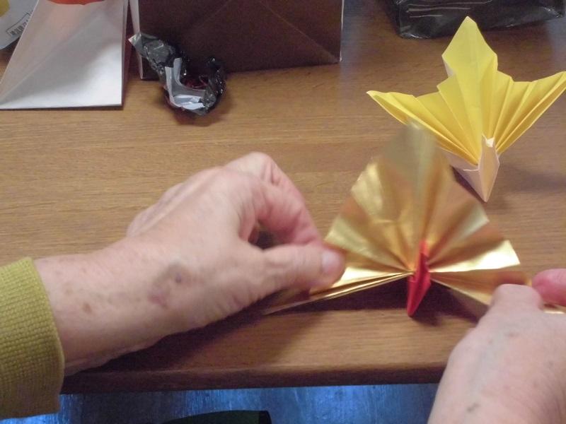 おりがみ倶楽部 孔雀 グレイプスシーズン戸塚 ツクイ サンフォレスト横浜戸塚南 サービス付き高齢者向け住宅 介護のことならツクイ