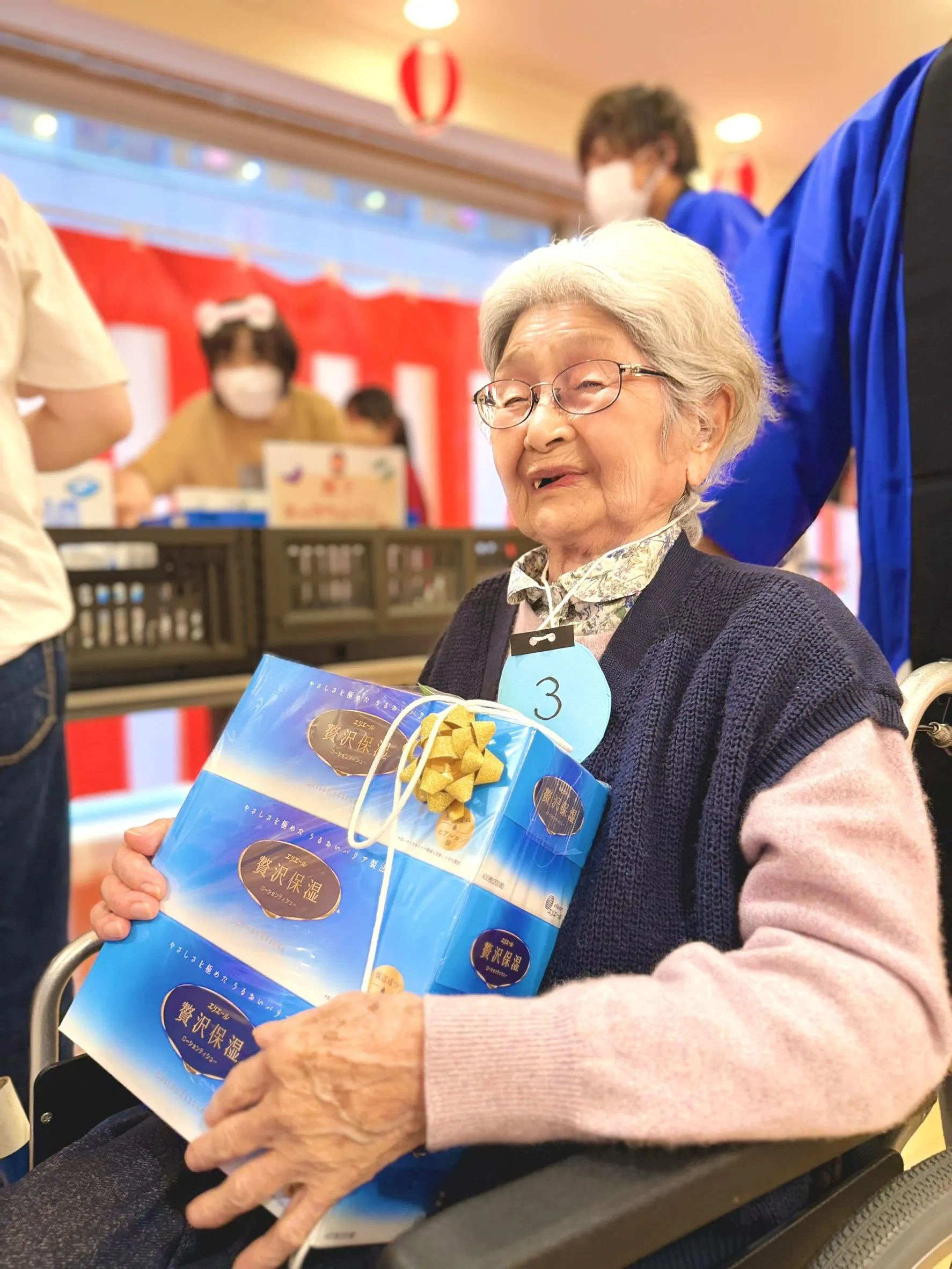 景品を選ぶお客様