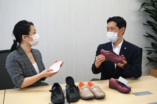 自分の足で歩く【前編】の対談